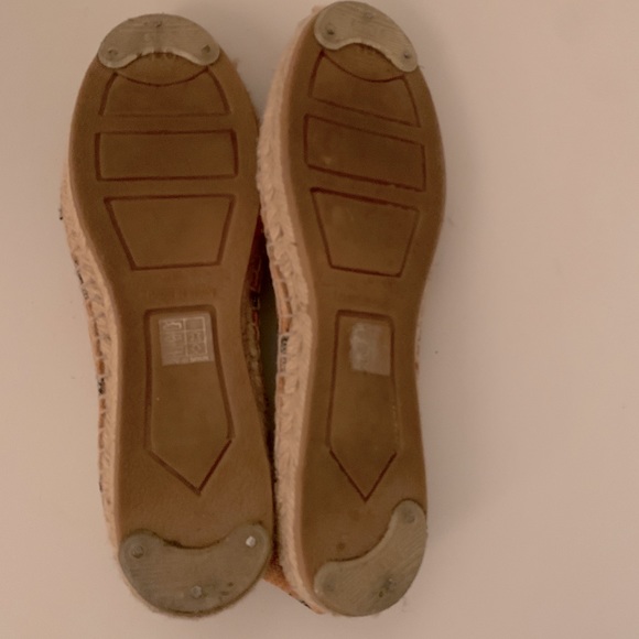 🎉HOST PICK 🎉 Missoni espadrille flats - Picture 2 of 7